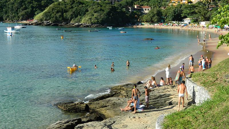 Conheça as belezas naturais da praia de João Fernandes em Búzios