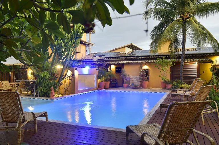 frente piscina